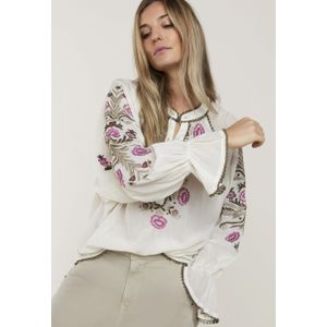 Summum Flower Embroidery Blouse