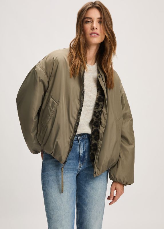 Madness - Marika Jas - Green Army Light - Jassen