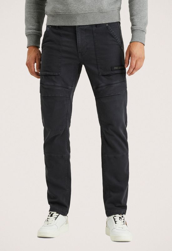 Stoffen broek met steekzakken