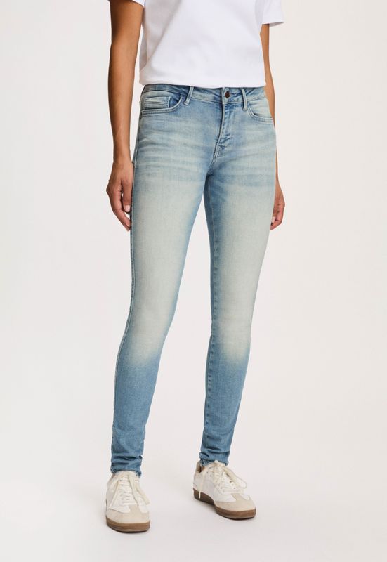 Silvercreek - Cassy Mid Waist Skinny Jeans - Denim - Medium Stonewash