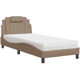 vidaXL Bed met matras kunstleer cappuccinokleurig 90x200 cm