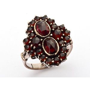 Goettgen Ring Granat 925
