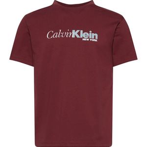 Calvin Klein - T-shirt - Renaissance Red - SS 20S EU CALVIN CURSIVE GRAPHIC