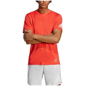 Adidas Run It Short Sleeve T-shirt Rood S / Regular Man