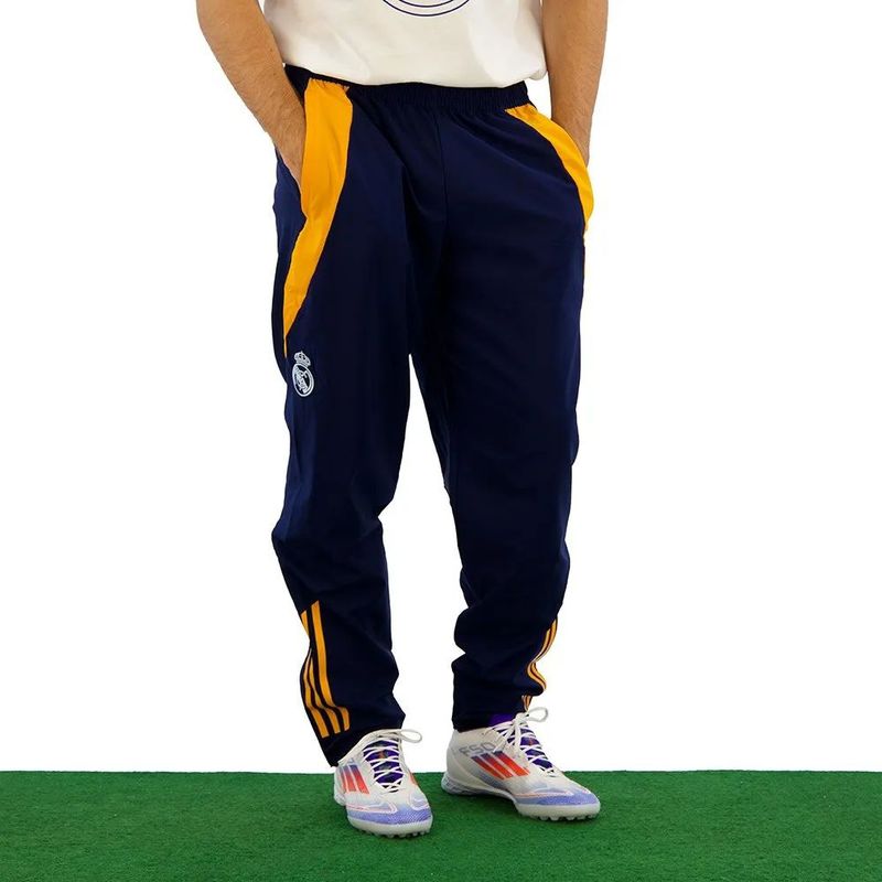 adidas - Prematch - Joggingbroek - Wit en Paars - Real Madrid 2024/25