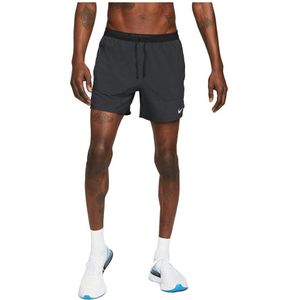 Nike Dri Fit Stride 5´´ Shorts Zwart L / Regular Man