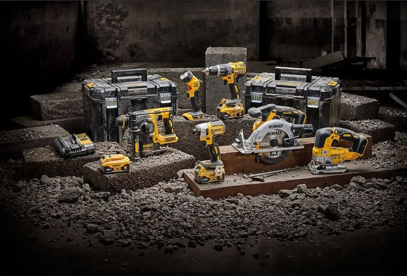 Dewalt - DCK690P3T - Accugereedschap Set - 18V - Inclusief DCF887 Slagschroevendraaier