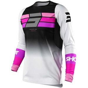 Shot Contact Shelly Trui Met Lange Mouwen