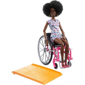 Barbie Morena Fashionist With Wheelchair Doll Goud