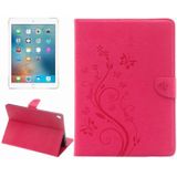 iPad Pro 9.7 inch horizontaal 3D Bloemen vlinders patroon PU leren Flip Hoesje met houder  magnetische sluiting en opbergruimte voor pinpassen &amp; geld (hard roze)