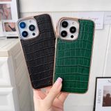 Voor iPhone 14 Plus Nano Galvaniseren Krokodil Textuur Lederen Telefoon Case (Koffie Bruin)