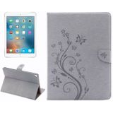 iPad Pro 9.7 inch horizontaal 3D Bloemen vlinders patroon PU leren Flip Hoesje met houder  magnetische sluiting en opbergruimte voor pinpassen &amp; geld (grijs)