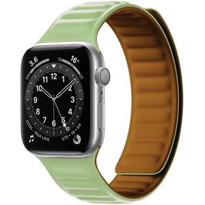 Siliconen magnetische riem horlogeband voor Apple Watch Series 7 45mm / 6 &amp; SE &amp; 5 &amp; 4 44mm / 3 &amp; 2 &amp; 1 42mm (gras groen)