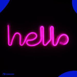 Neon Lamp - Hello Roze - Incl. 3 Batterijen - 12 x 34 cm