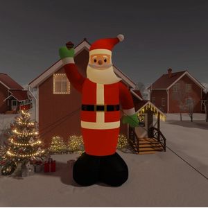 Kerstman met LED-verlichting opblaasbaar 820 cm