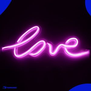 Neon Lamp - Love Roze - Incl. Ophanghaakjes - Neon Sign - 18 x 45 cm
