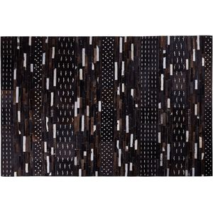 AKSEKI - Patchwork vloerkleed - Bruin - 140 x 200 cm - Koeienhuid leer