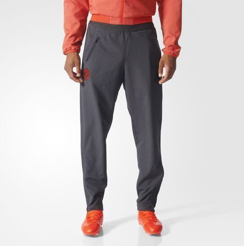 Adidas - Manchester United FC Presentation Broek - Zwart - 100% Polyester