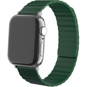Strap-it Apple Watch 8 magnetisch siliconen bandje (groen)