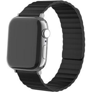 Strap-it Apple Watch 8 magnetisch siliconen bandje (zwart)