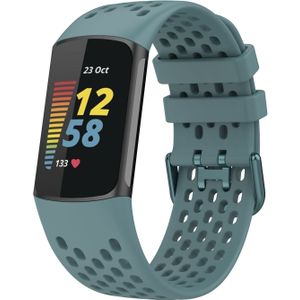 Strap-it Fitbit Charge 5 siliconen bandje met gaatjes (grijsblauw)