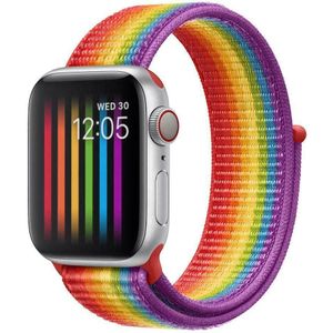 Strap-it Apple Watch 8 nylon bandje (regenboog)