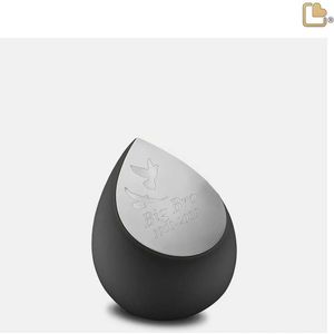 Unieke Lasergravure op RVS Inlay van LoveUrns Druppel Mini Urn