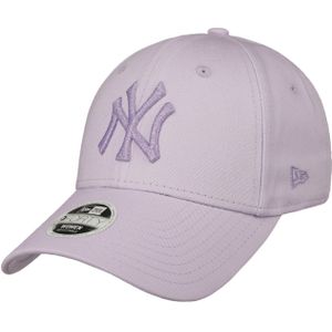 9Forty Female Metallic NY Yankees Pet by New Era Baseball caps