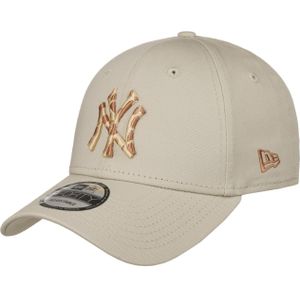 9Forty Animal Infill Yankees Pet by New Era Baseball caps