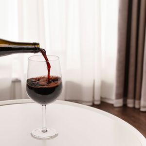 Groot Wijnglas XXL - Voor de wijnliefhebber - 750 ml - Mega wijnglas - Heel groot wijnglas