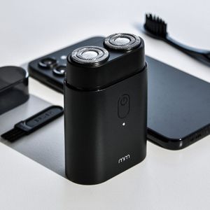 MikaMax Precision Travel Shaver - Mini Scheerapparaat - Baardtrimmer - Klein Scheerapparaat - 4 x 2,5 x 6,5 cm