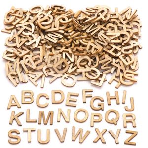 Mini hoofdletters van hout (260 stuks) Accessoires knutselen