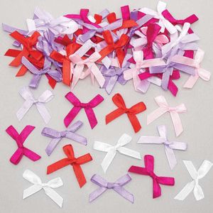 Rode, roze en paarse satijnen zelfklevende strikken  (102 stuks) Accessoires knutselen