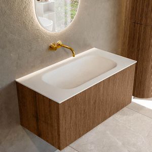 Mondiaz kurve 90 cm onderkast greeploos 1 lade zonder deuren walnut, wastafel solid surface midden talc 0 kraangaten zonder spiegel