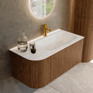 Mondiaz kurve-dlux 95 cm onderkast greeploos 1 lade met deuren walnut, wastafel solid surface rechts ostra 1 kraangat zonder spiegel