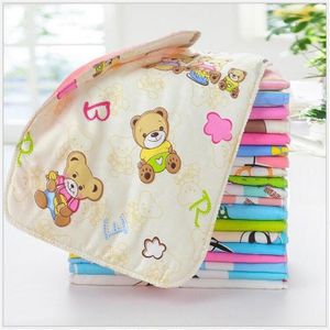 5Pcs 24*35Cm Gedrukt Luiers Kids Doek Luiers Kinderwagen Kinderwagen Waterdichte Bed Herbruikbare Laag Folie Mat deken Urine P