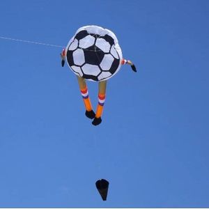 Voetbal Kite Grote Zachte Vliegers Vliegen Voor Volwassenen Nylon Vliegers Windsocks Kitesurf Apparatuur Outdoor Games Puppy