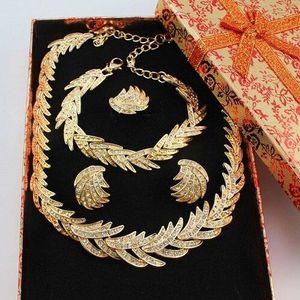 Goede Luxe Leaf Gold Crystal Ketting Oorbellen Ring Armband Sieraden Sets Afrikaanse Mode Vrouwen Party Set Golden