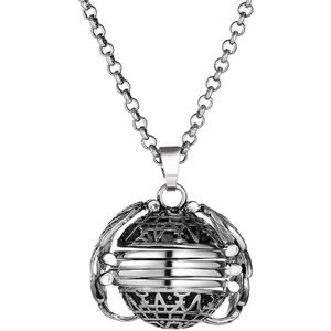 Ontdek de fabrikant vintage medaillon ketting foto van hoge kwaliteit