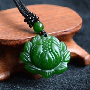 Chinese Groene Jade Lotus Hanger Ketting Charm Sieraden Mode Accessoires Hand-Gesneden Man Vrouw Amulet Gratis Touw