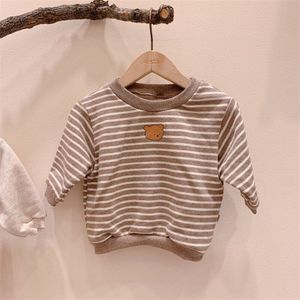 Herfst Pasgeboren Baby Jongens Meisjes Kleding Baby Beer Afdrukken Sweatshirt Katoen Lange Mouw Tops Leuke Mooie Baby Kleding