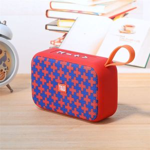 Draagbare Kolom Draadloze Handsfree Bluetooth Speaker Waterdichte Outdoor Super Bass Stereo USB FM Radio Mico Sd-kaart Luidspreker