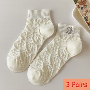 3 Pairs Vrouwen Katoenen Geborduurde Cartoon Liefde Dier Sokken Wit Casual Lente Zomer Dunne Katoenen Student Korte Sokken Eu 35-40