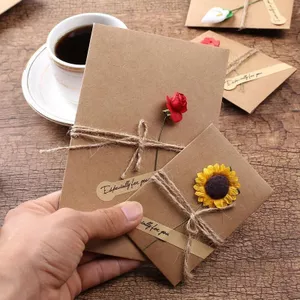 Hallmark Lege Kaarten Assortiment, Vintage Bloemen (24 Kaarten met