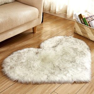Familie Tapijt Liefde Hartvormige Faux Fur Pluizige Anti-Skid Gebied Tapijt Tapijt Slaapkamer Vloermat