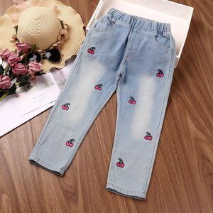 Meisje Aardbei Geborduurde Denim Broek Koreaanse Baby Kleding Peuter Meisje Vallen Kleren Peuter Geribbelde Leggings Baby Meisje Broek