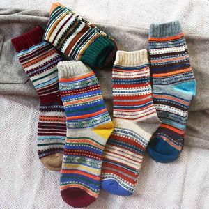 Winter mannen dikke warmte Harajuku retro gestreepte mode wol casual sokken 5 paar