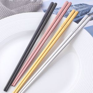 Goedkope 4 Pairs Metalen Eetstokjes Set Kleur Koreaanse Roestvrij Staal Bestek Chop Sticks Duurzaam Sushi Eetstokjes Geschenkdoos