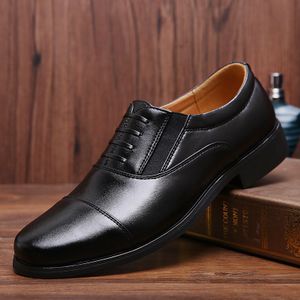 Mannen Eenvoudige Lichtgewicht Mannen Klassieke Derby Schoenen Mannelijke Business Jurk Formele Schoenen