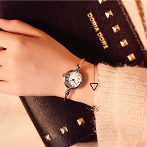 Kleine Retro Armband Horloges Elegante Dames Quartz Horloge Ulzzang Vrouwen Mode Quartz Horloges Zegarek Damski